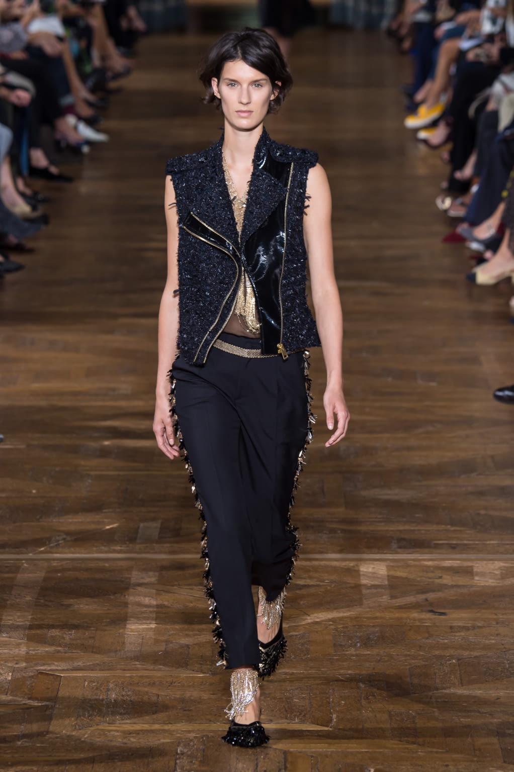 Fashion Week Paris Spring/Summer 2017 look 14 from the Lanvin collection 女装