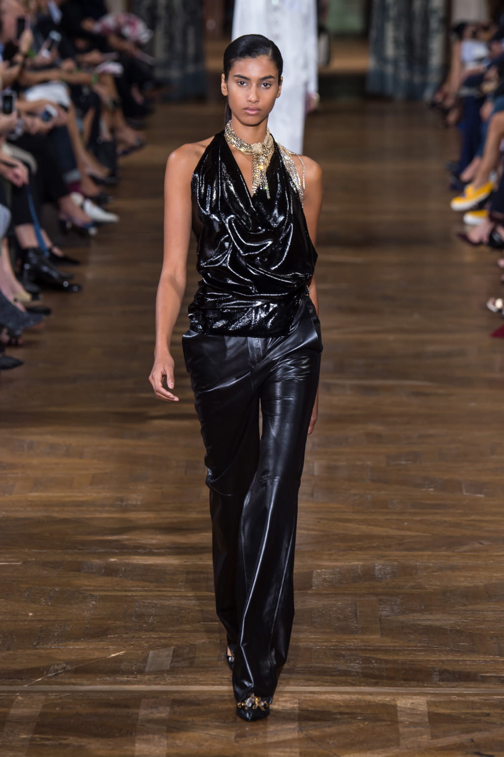Fashion Week Paris Spring/Summer 2017 look 18 from the Lanvin collection womenswear