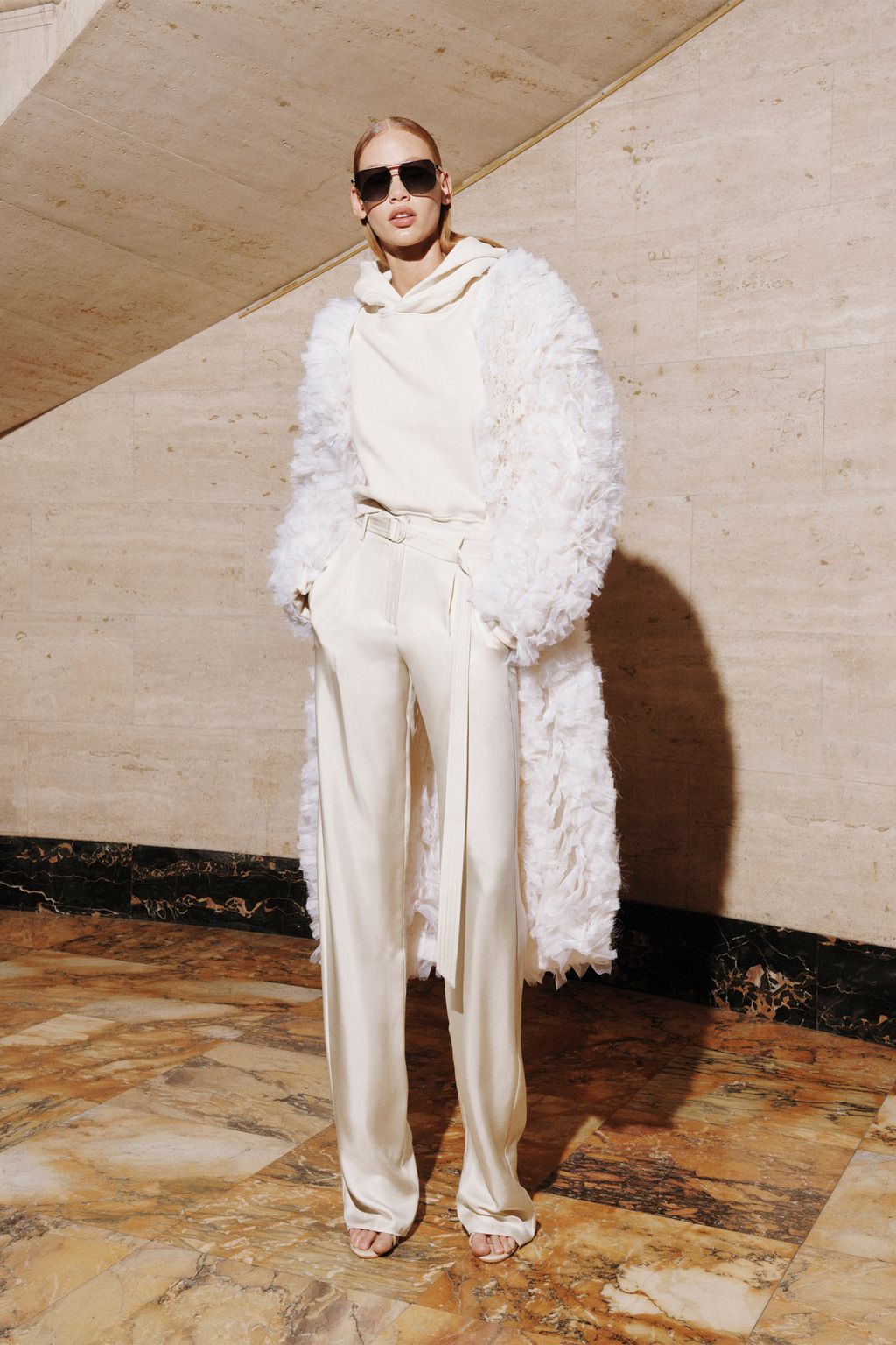 Fashion Week New York Pre-Fall 2023 look 20 from the LaPointe collection 女装