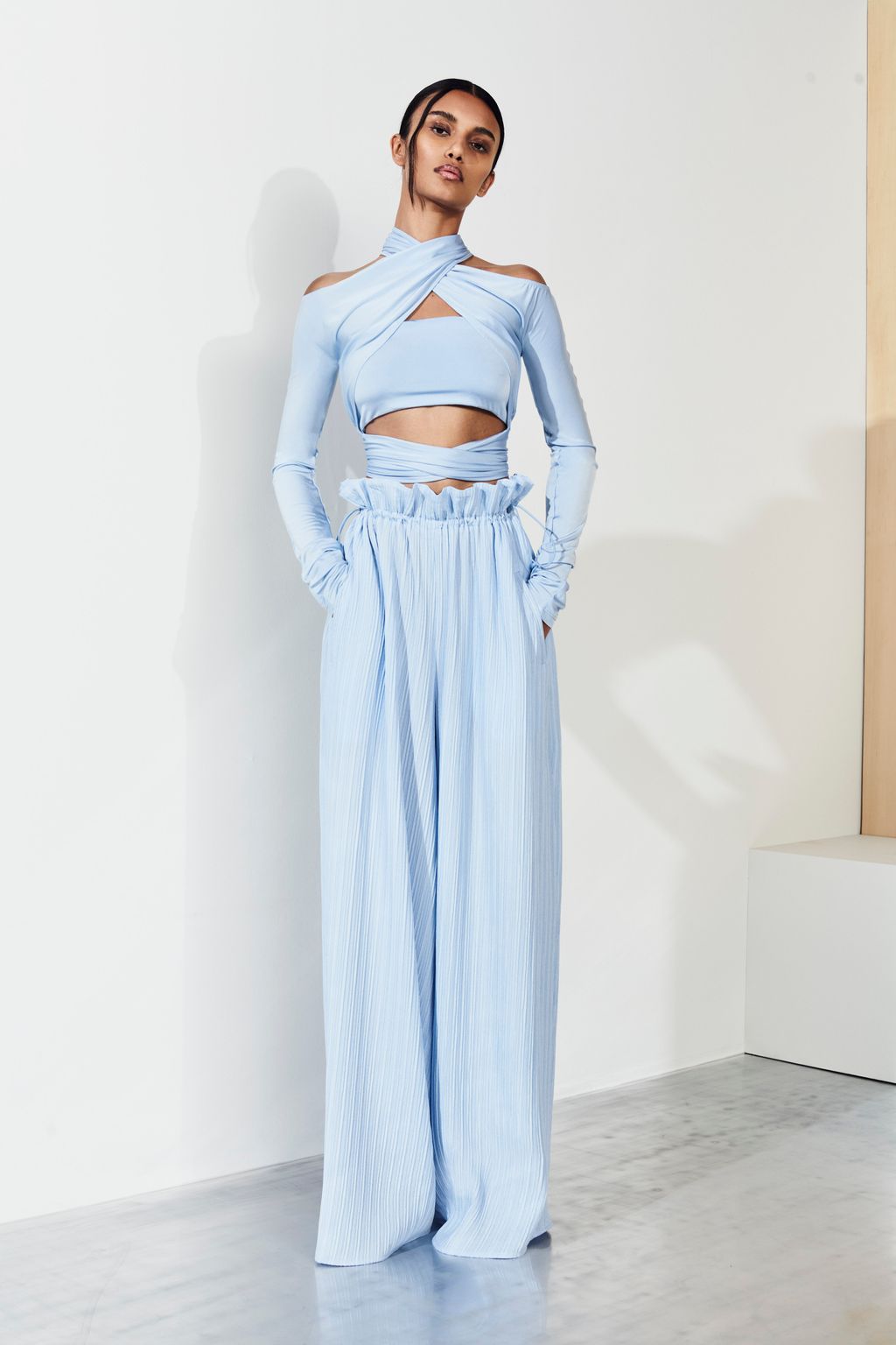 Fashion Week New York Resort 2023 look 16 from the LaPointe collection 女装