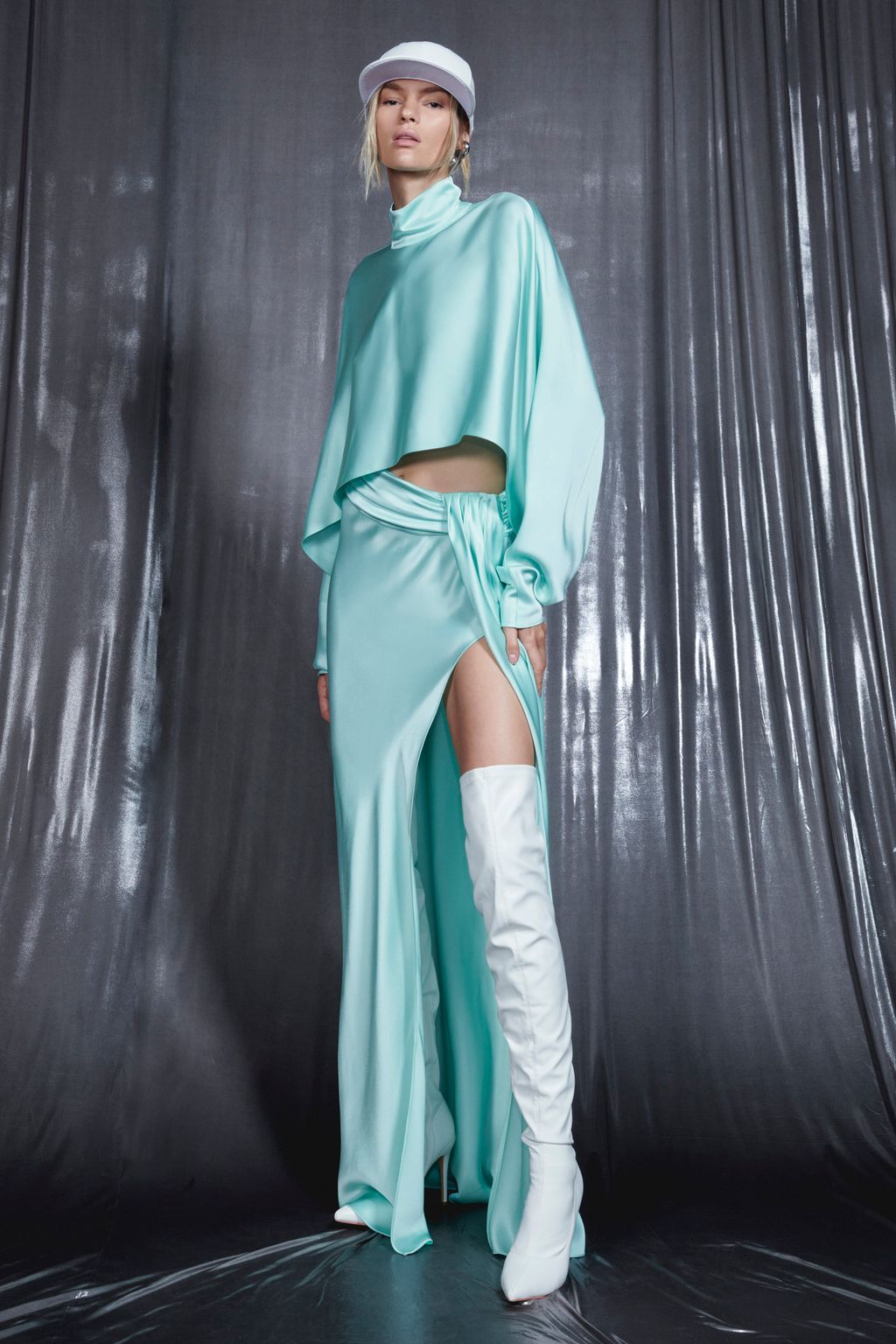 Fashion Week New York Resort 2024 look 21 de la collection LaPointe womenswear