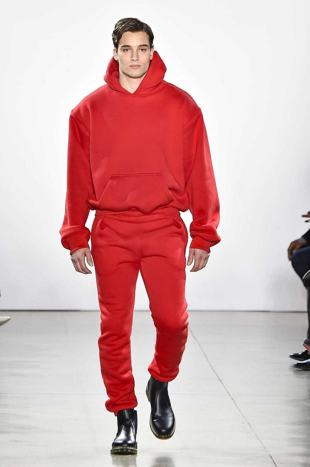 Fashion Week New York Fall/Winter 2019 look 23 from the LaQuan Smith collection 女装