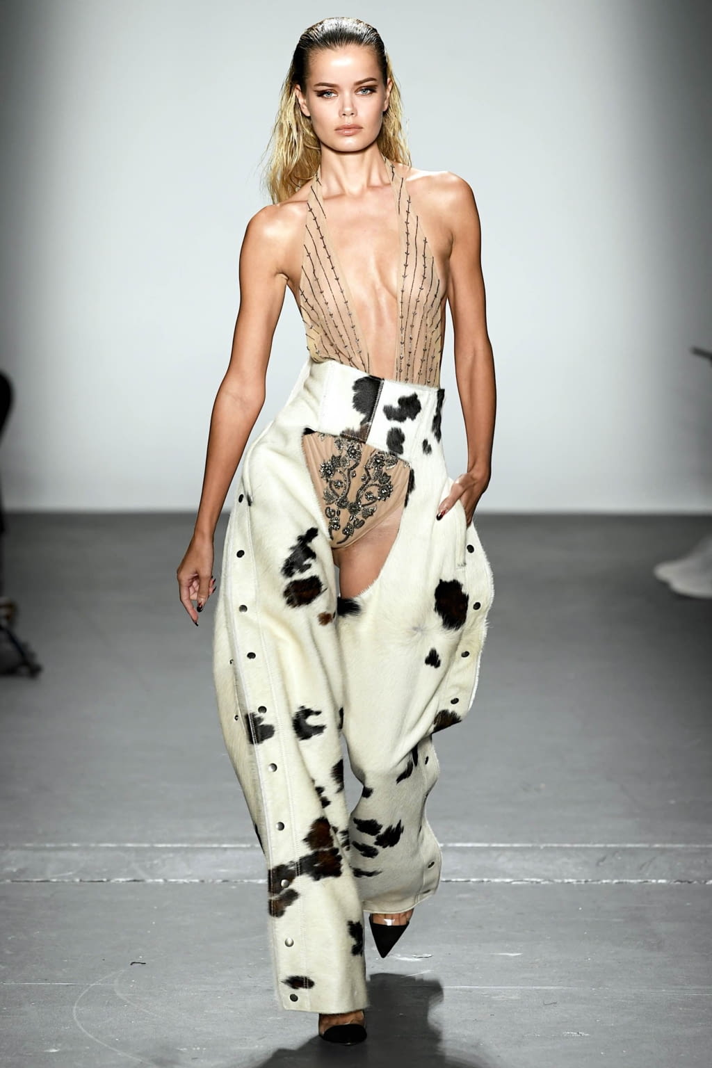Fashion Week New York Spring/Summer 2020 look 35 from the LaQuan Smith collection 女装
