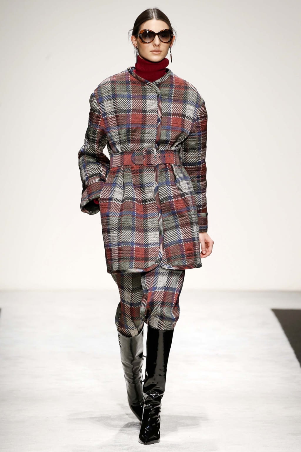 Fashion Week Milan Fall/Winter 2018 look 24 de la collection Laura Biagiotti womenswear