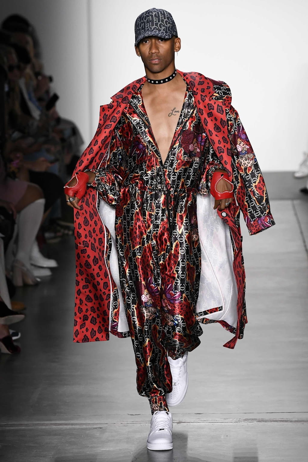 Fashion Week New York Spring/Summer 2020 look 18 from the Laurence & Chico collection 女装