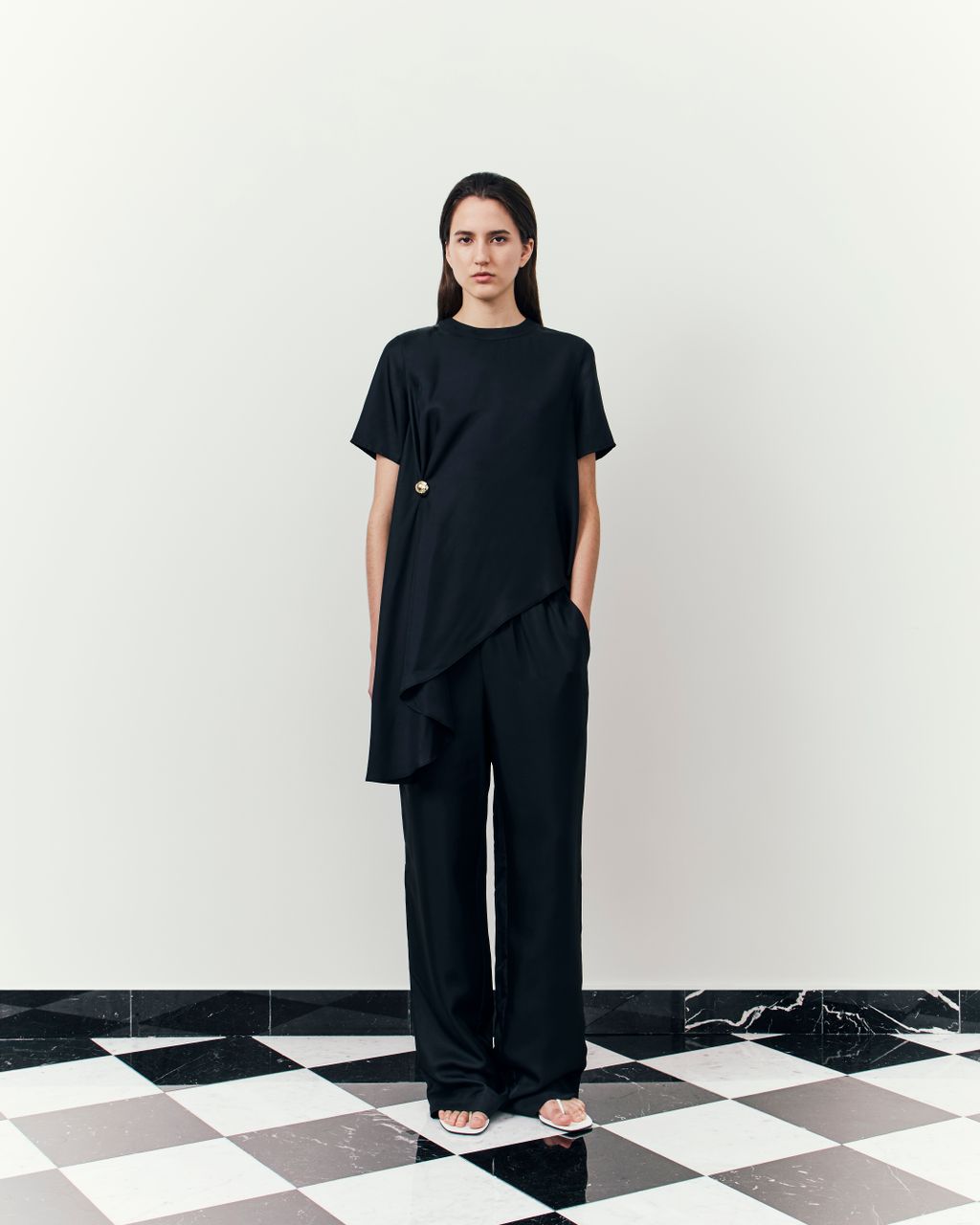 Fashion Week Paris Spring/Summer 2026 look 8 from the Loulou de Saison collection womenswear