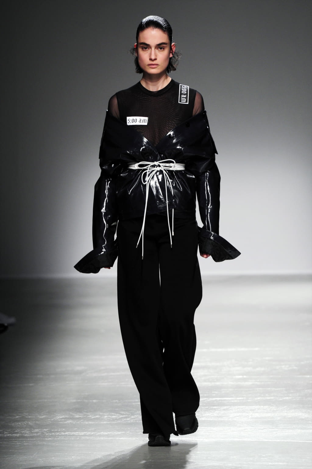 Fashion Week Paris Fall/Winter 2016 look 14 from the Léa Peckre collection 女装