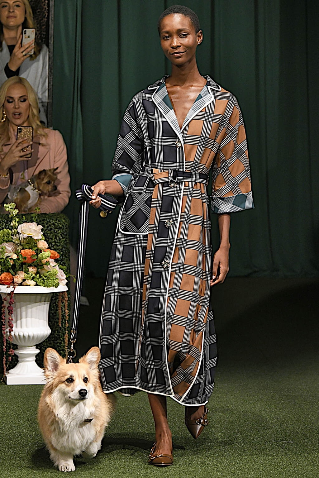 Fashion Week New York Fall/Winter 2019 look 7 from the Lela Rose collection womenswear