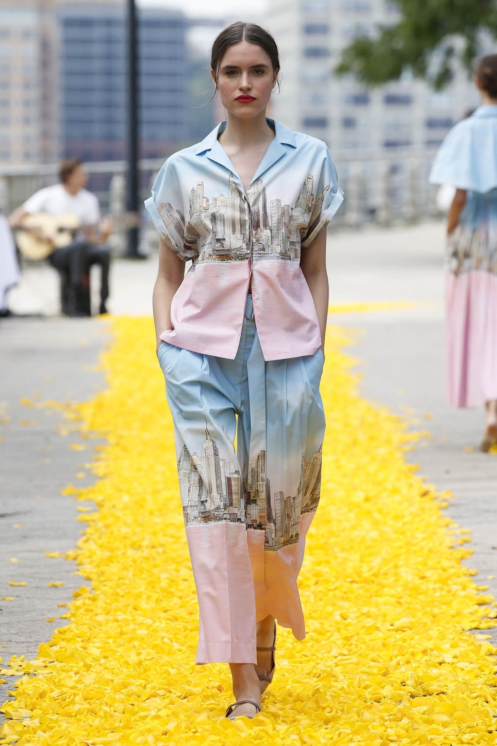 Fashion Week New York Spring/Summer 2020 look 12 from the Lela Rose collection womenswear