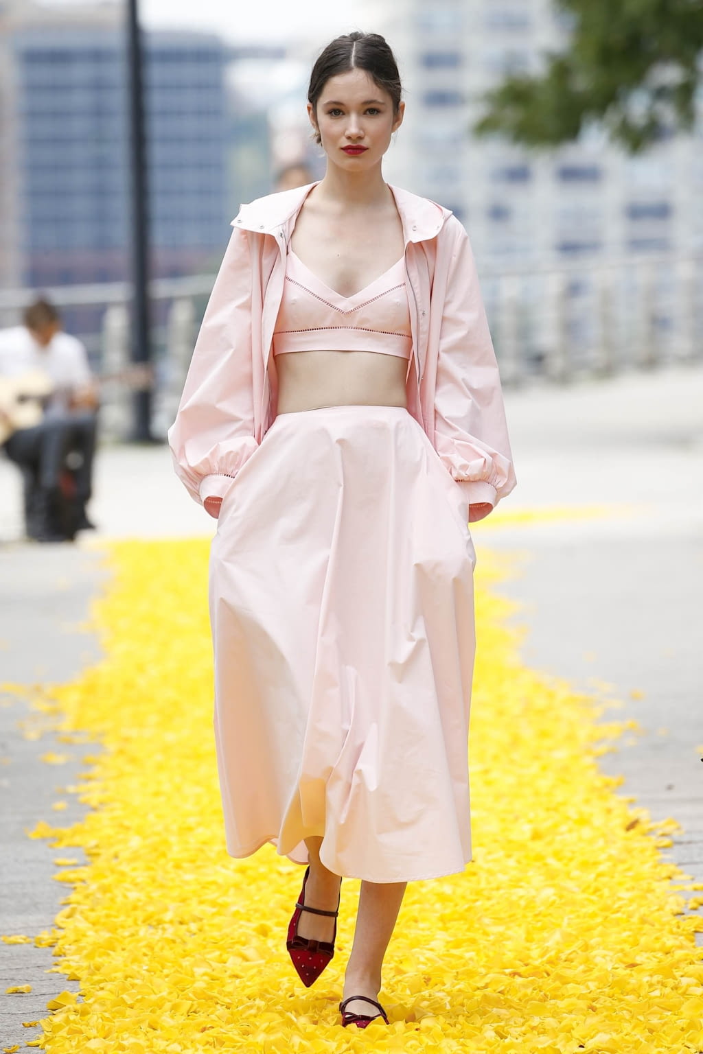 Fashion Week New York Spring/Summer 2020 look 24 from the Lela Rose collection womenswear