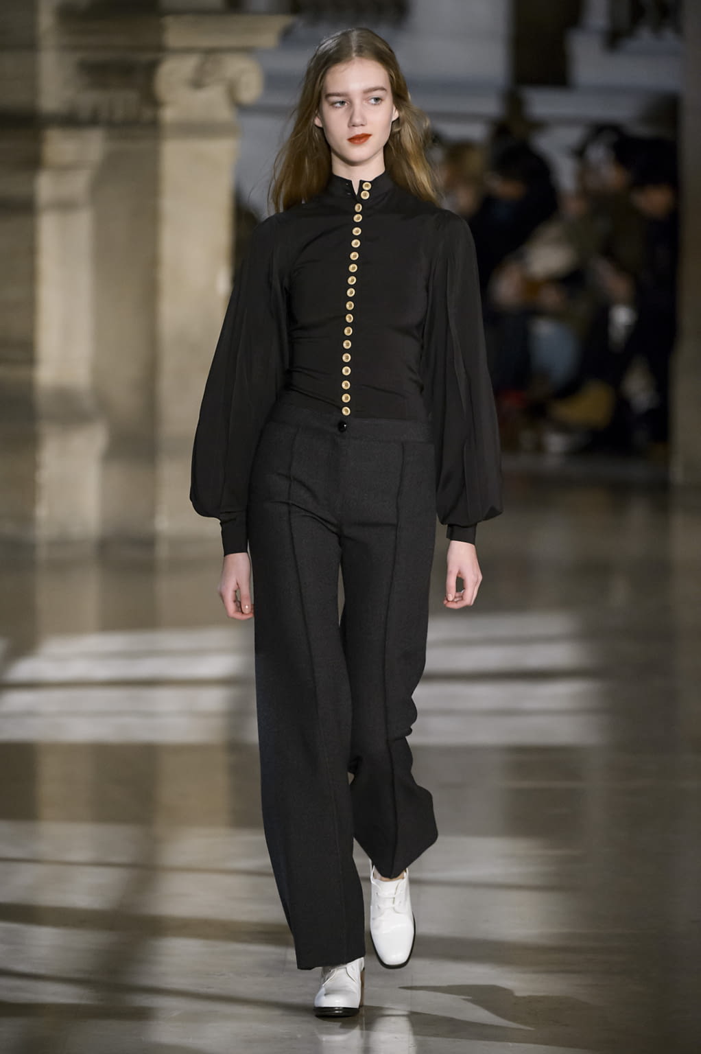 Fashion Week Paris Fall/Winter 2016 look 4 from the Lemaire collection womenswear