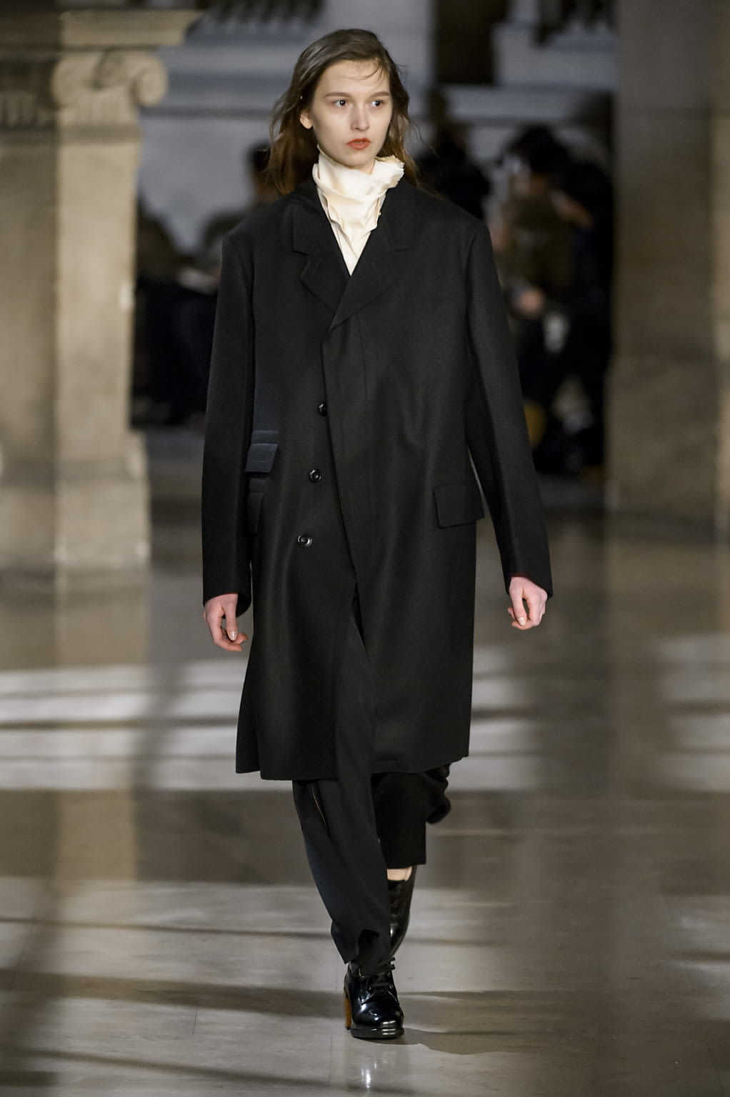 Fashion Week Paris Fall/Winter 2016 look 9 from the Lemaire collection womenswear
