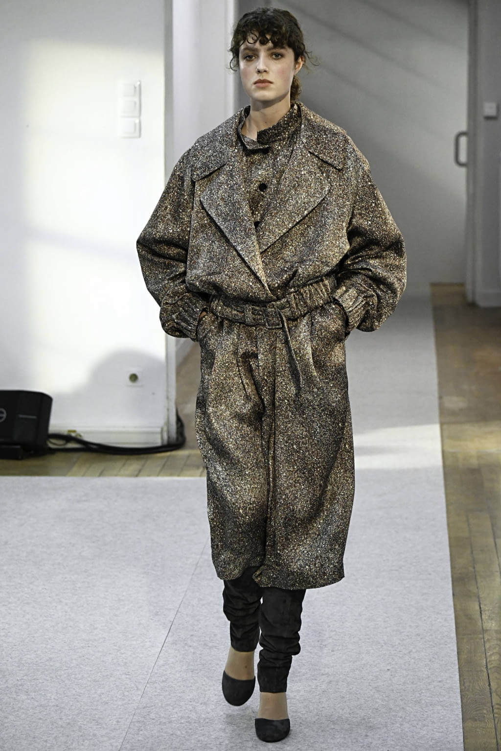 Fashion Week Paris Fall/Winter 2019 look 14 from the Lemaire collection womenswear