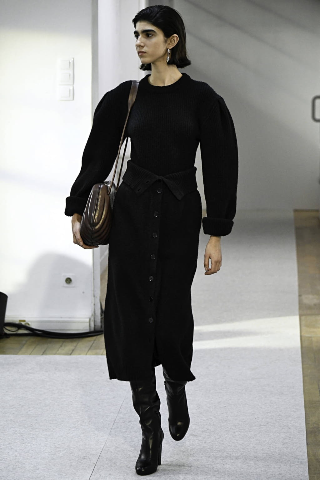 Fashion Week Paris Fall/Winter 2019 look 19 from the Lemaire collection 女装
