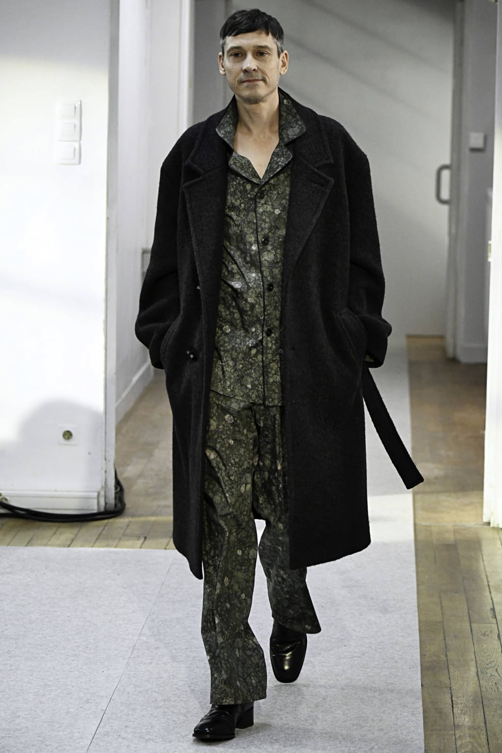 Fashion Week Paris Fall/Winter 2019 look 24 from the Lemaire collection 女装