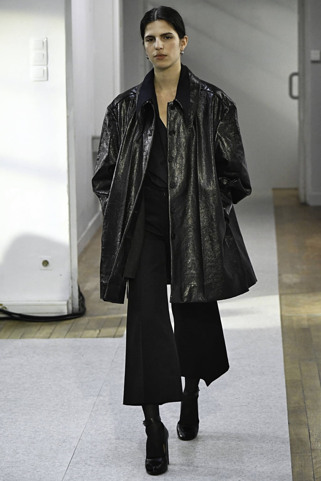 Fashion Week Paris Fall/Winter 2019 look 40 from the Lemaire collection womenswear