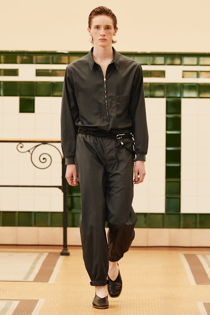 Fashion Week Paris Spring/Summer 2017 look 5 from the Lemaire collection menswear