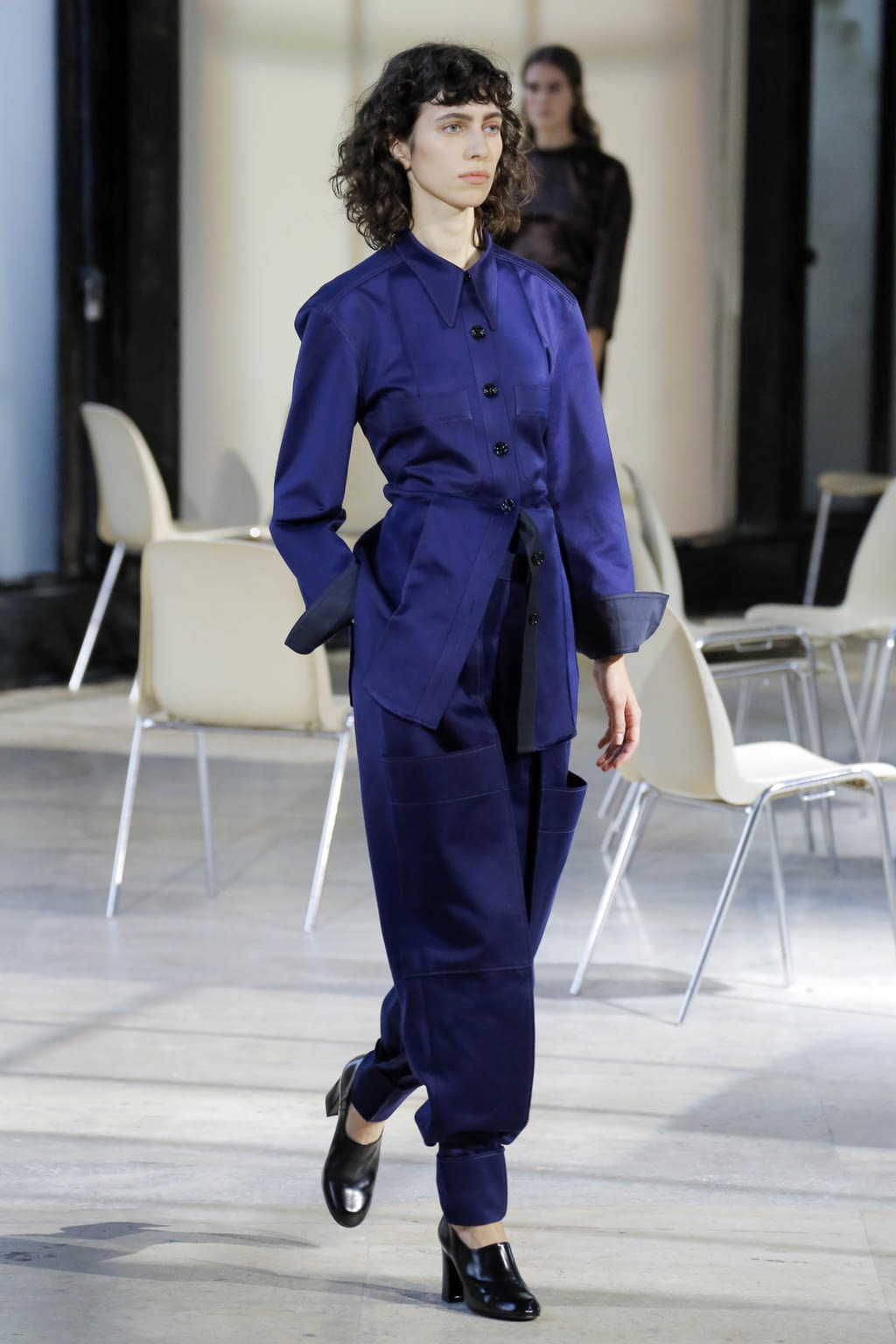 Fashion Week Paris Spring/Summer 2018 look 5 from the Lemaire collection womenswear