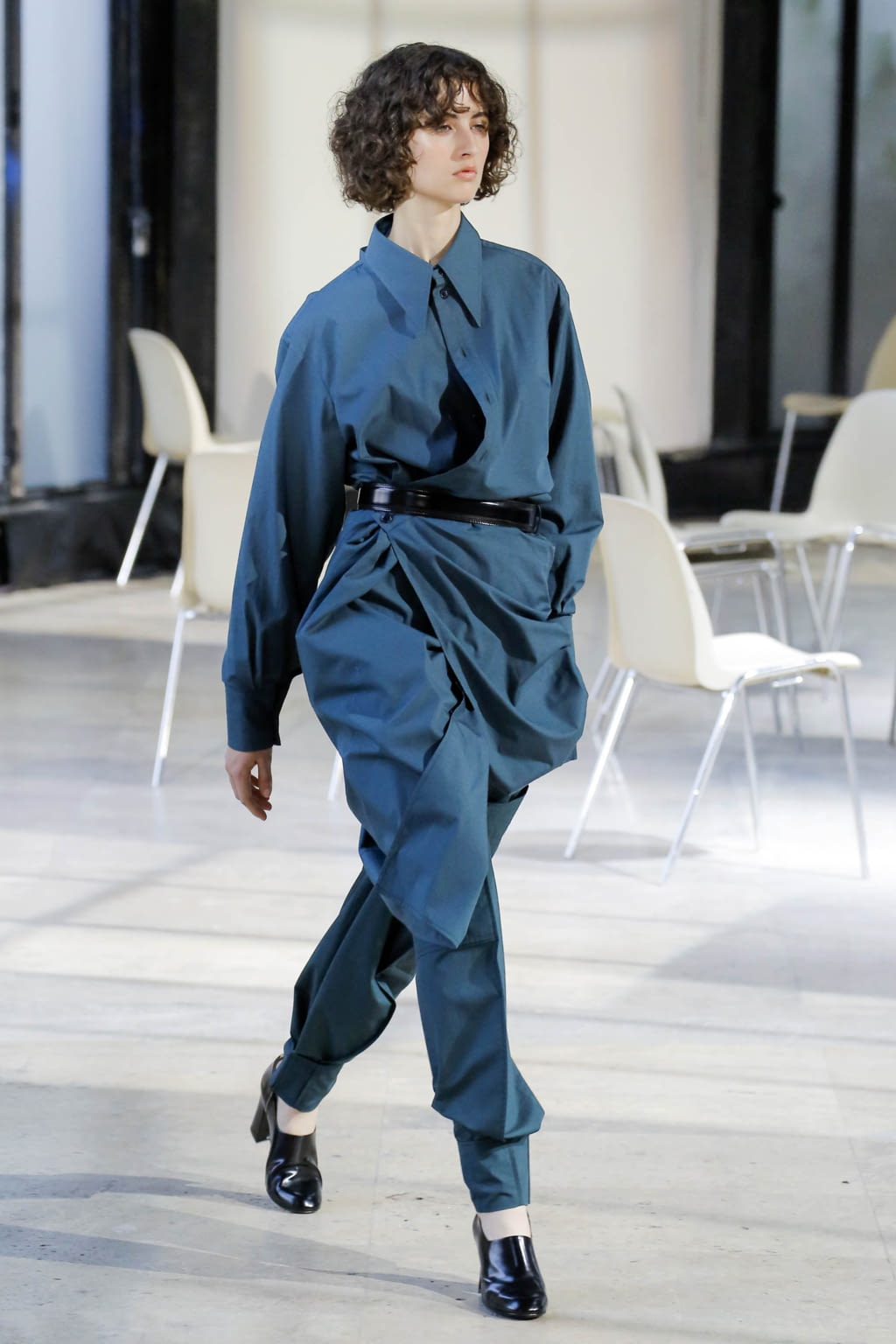 Fashion Week Paris Spring/Summer 2018 look 15 from the Lemaire collection 女装