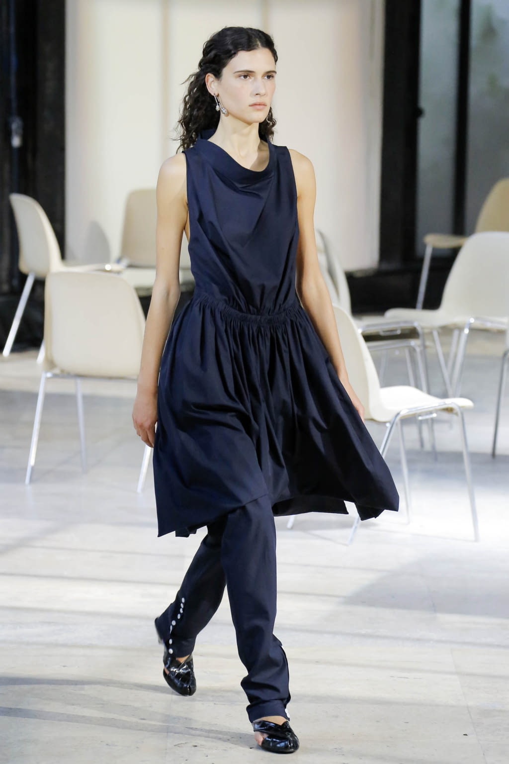 Fashion Week Paris Spring/Summer 2018 look 33 from the Lemaire collection womenswear
