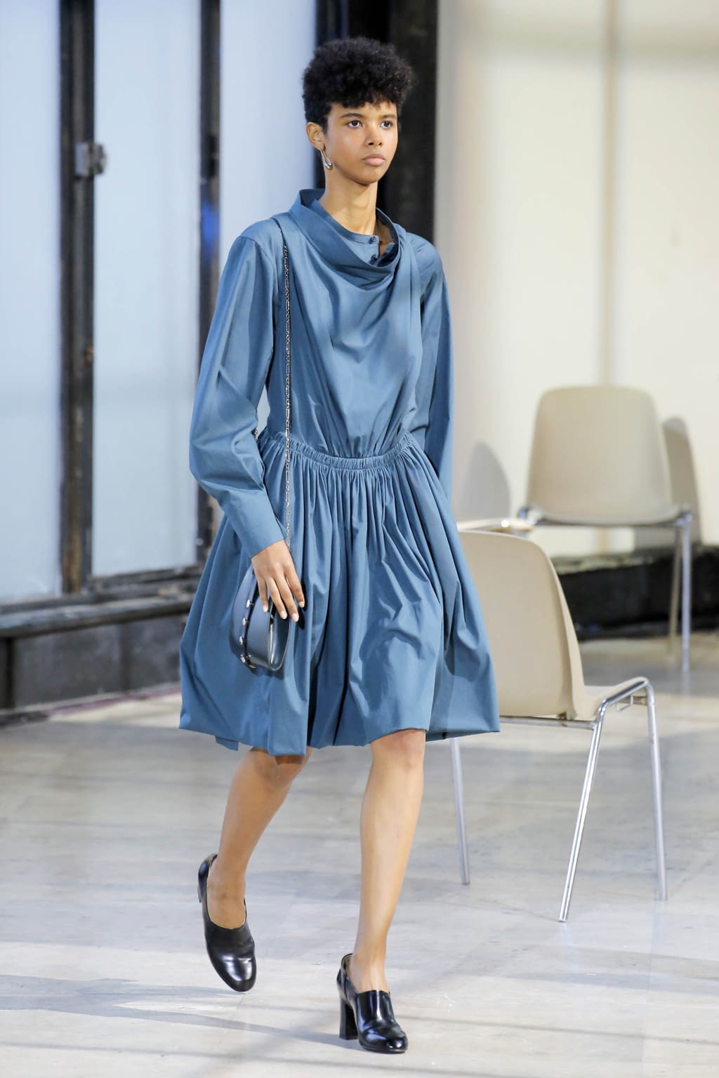 Fashion Week Paris Spring/Summer 2018 look 34 from the Lemaire collection womenswear