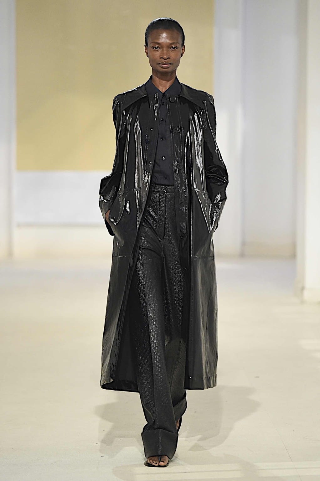 Fashion Week Paris Spring/Summer 2020 look 7 from the Lemaire collection womenswear