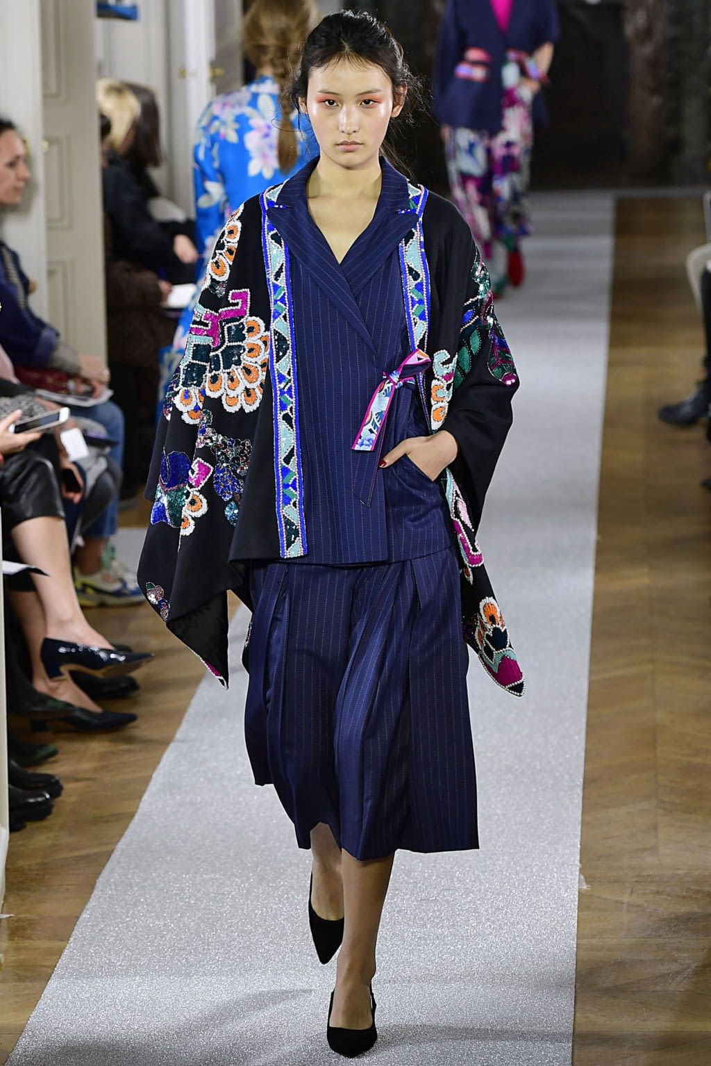 Fashion Week Paris Fall/Winter 2019 look 20 from the Leonard Paris collection 女装