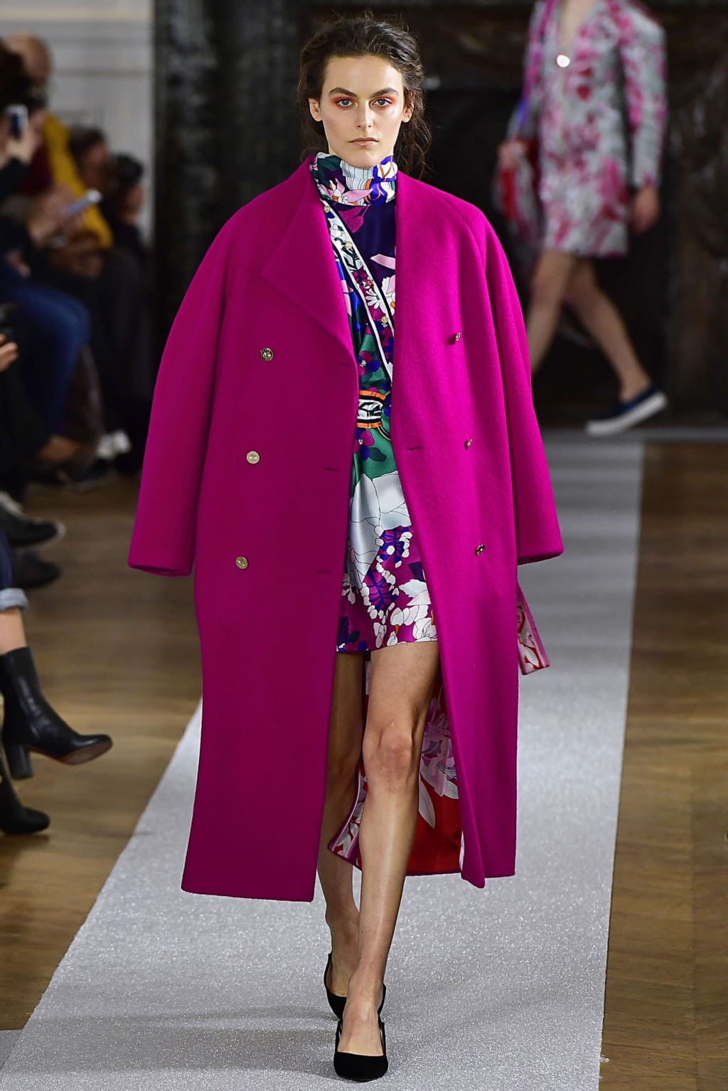 Fashion Week Paris Fall/Winter 2019 look 22 from the Leonard Paris collection 女装