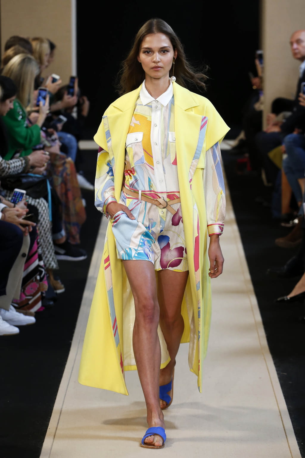 Fashion Week Paris Spring/Summer 2018 look 1 de la collection Leonard Paris womenswear