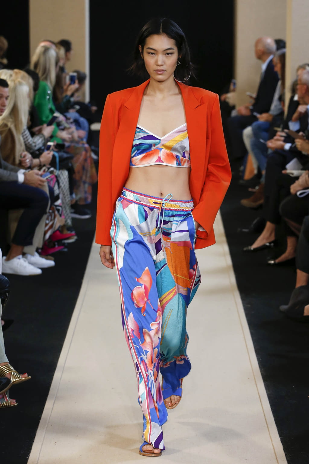 Fashion Week Paris Spring/Summer 2018 look 26 from the Leonard Paris collection womenswear