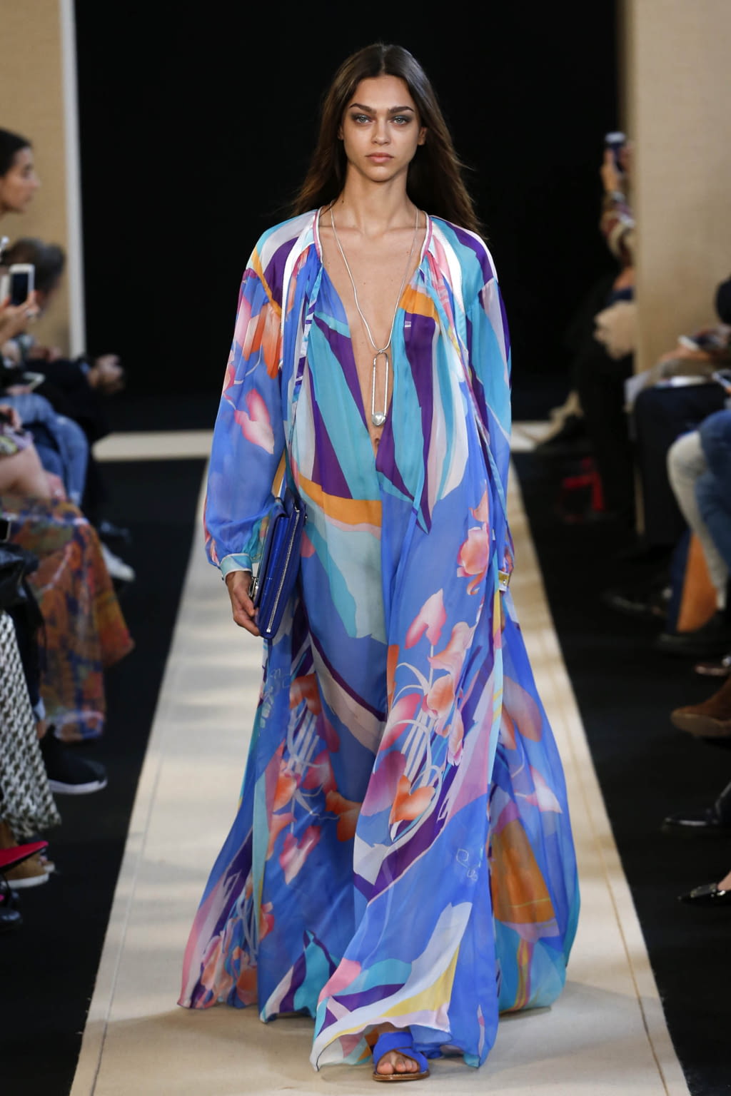 Fashion Week Paris Spring/Summer 2018 look 28 from the Leonard Paris collection womenswear
