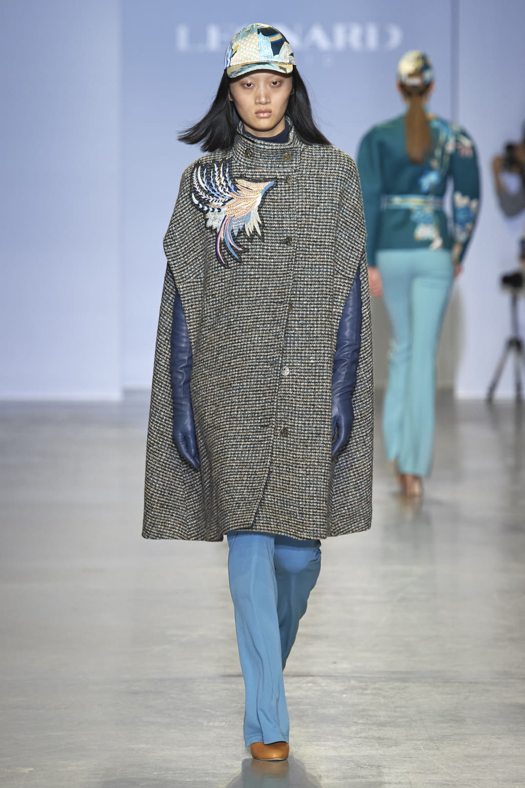 Fashion Week Paris Fall/Winter 2020 look 24 from the Leonard Paris collection 女装