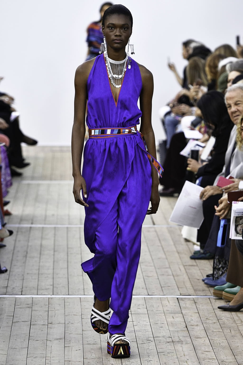 Fashion Week Paris Spring/Summer 2019 look 26 from the Leonard Paris collection 女装