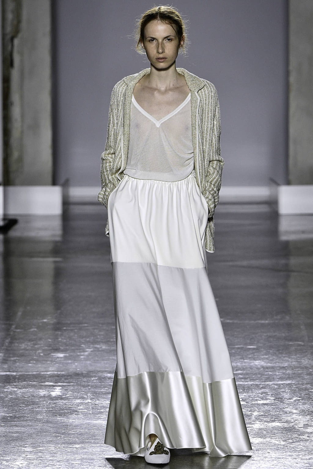 Fashion Week Milan Spring/Summer 2019 look 8 de la collection Les Copains womenswear