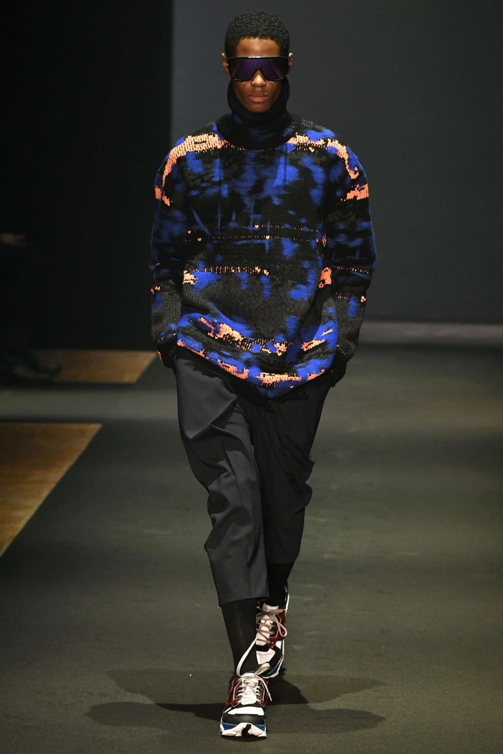Fashion Week Milan Fall/Winter 2019 look 26 from the Les Hommes collection 男装