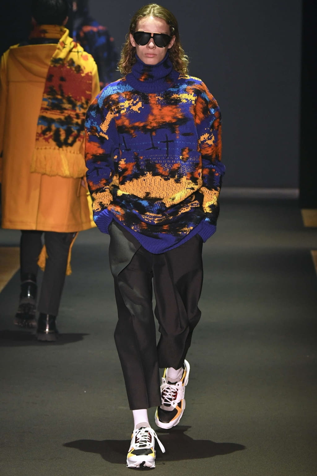 Fashion Week Milan Fall/Winter 2019 look 31 from the Les Hommes collection 男装