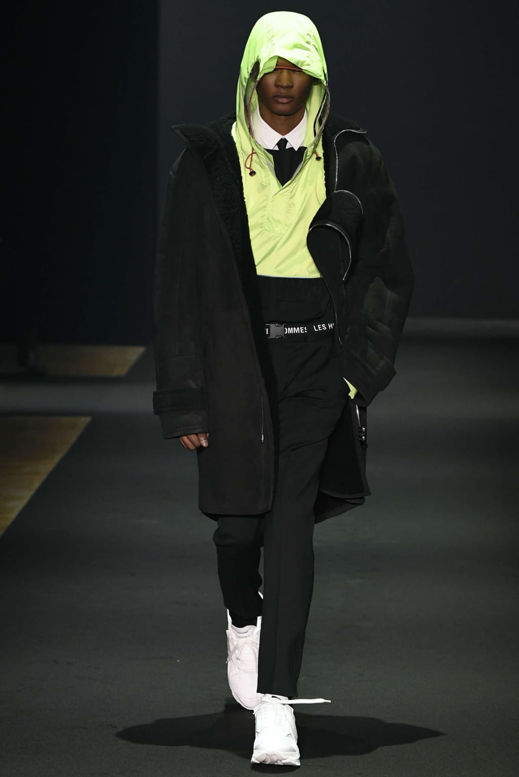 Fashion Week Milan Fall/Winter 2019 look 43 from the Les Hommes collection menswear