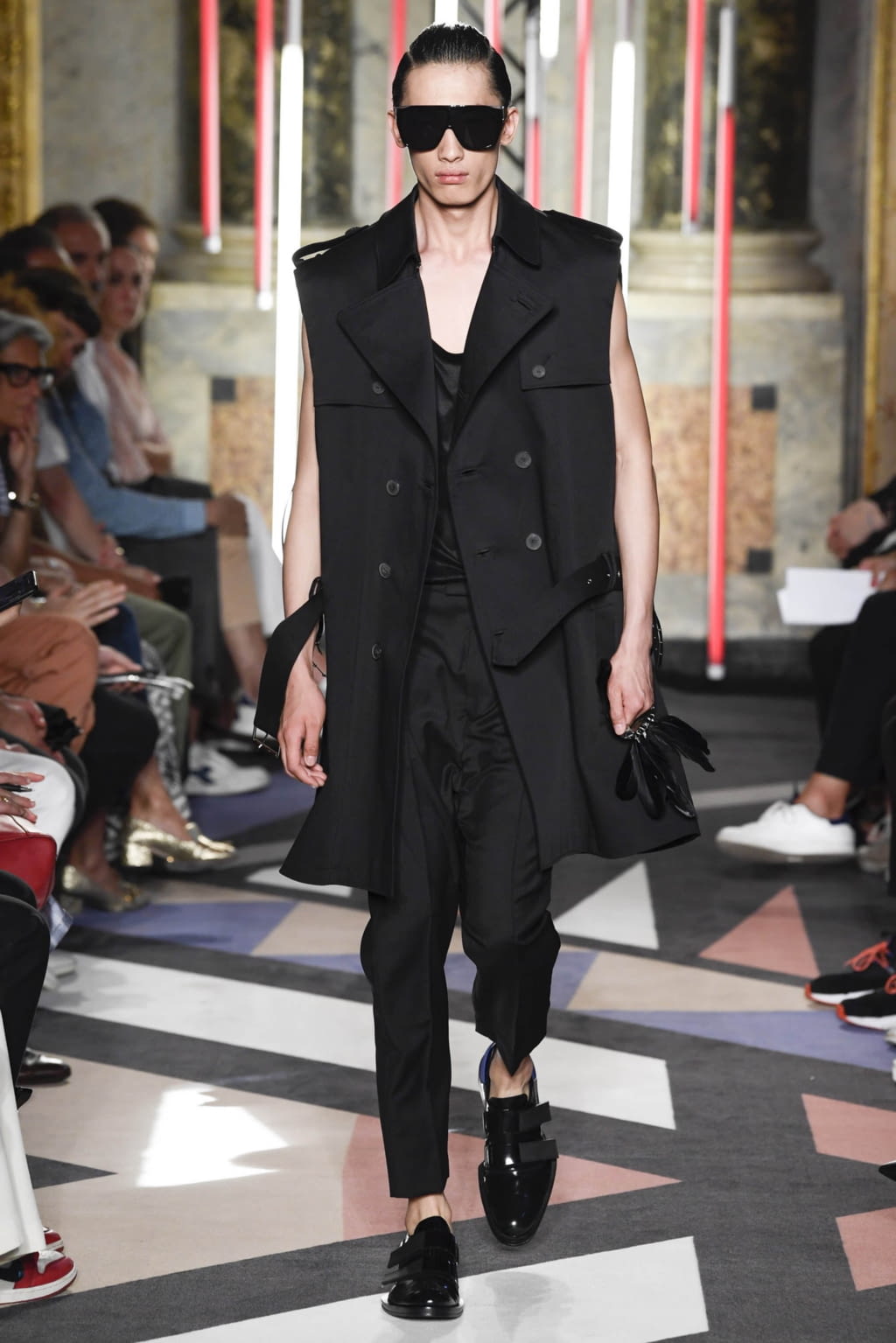 Fashion Week Milan Spring/Summer 2019 look 14 de la collection Les Hommes menswear