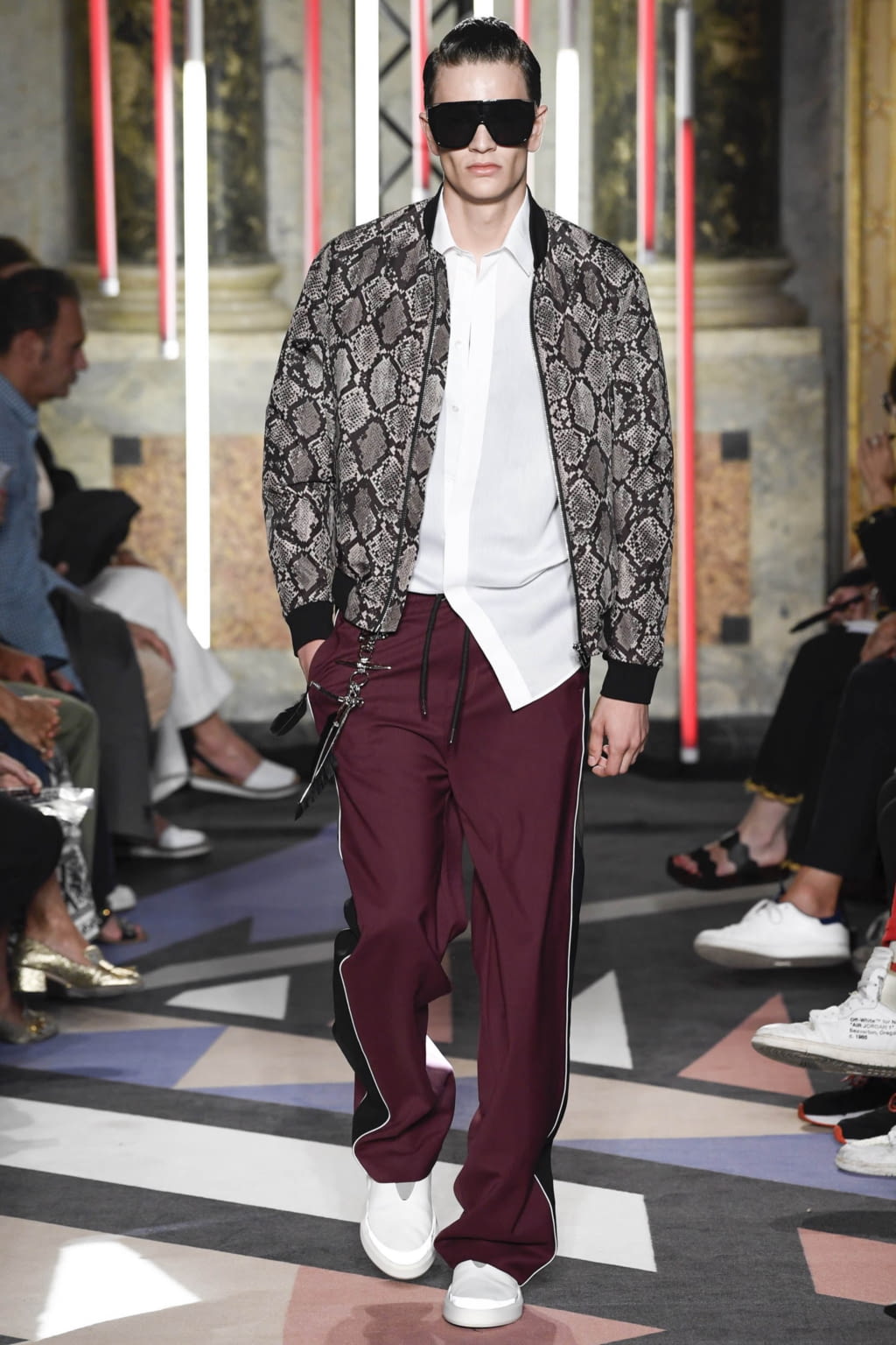 Fashion Week Milan Spring/Summer 2019 look 18 from the Les Hommes collection menswear