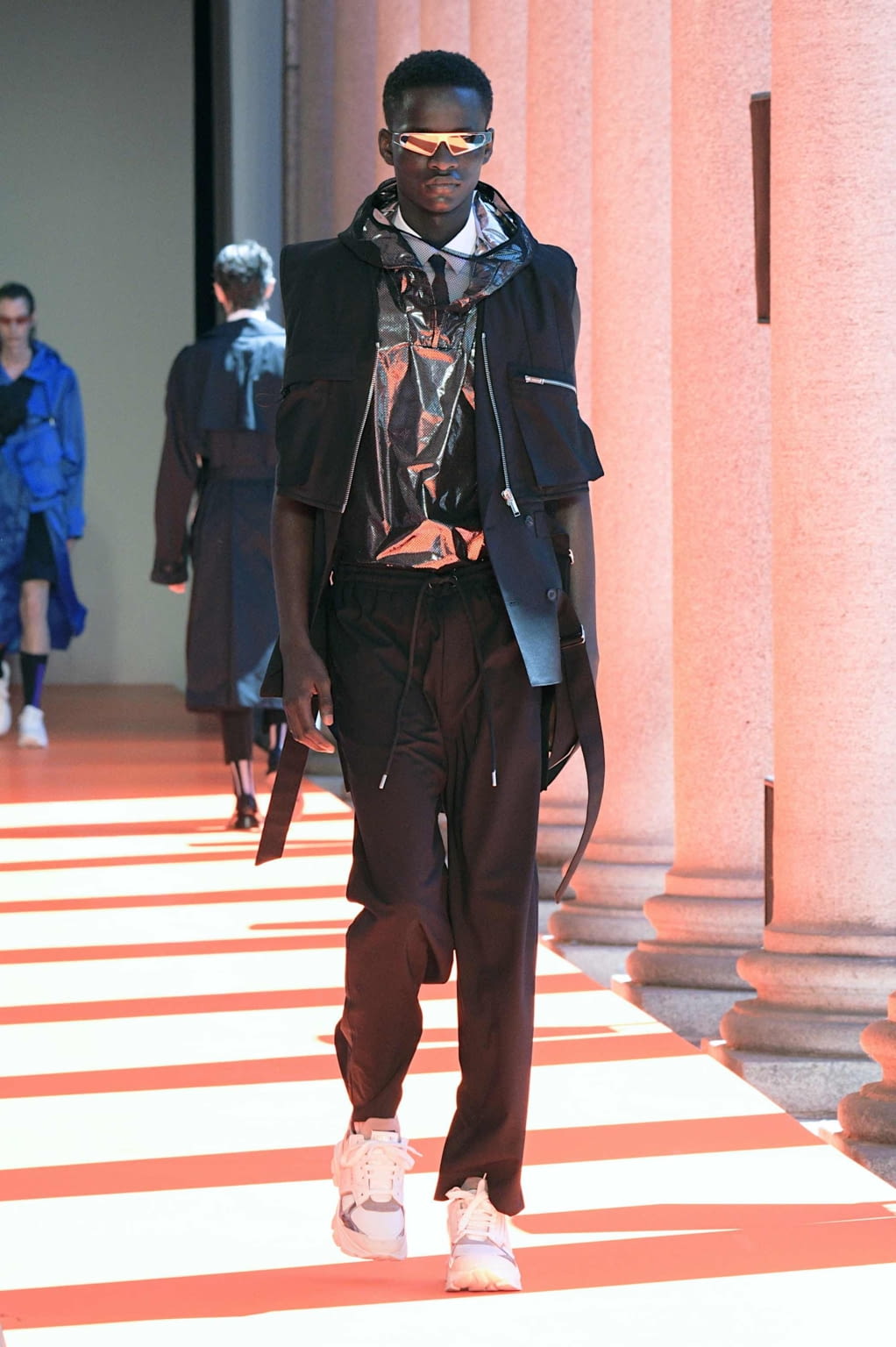 Fashion Week Milan Spring/Summer 2020 look 22 from the Les Hommes collection 男装
