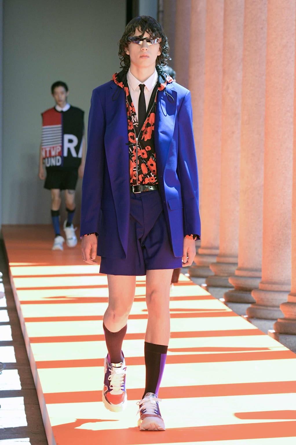 Fashion Week Milan Spring/Summer 2020 look 33 from the Les Hommes collection 男装