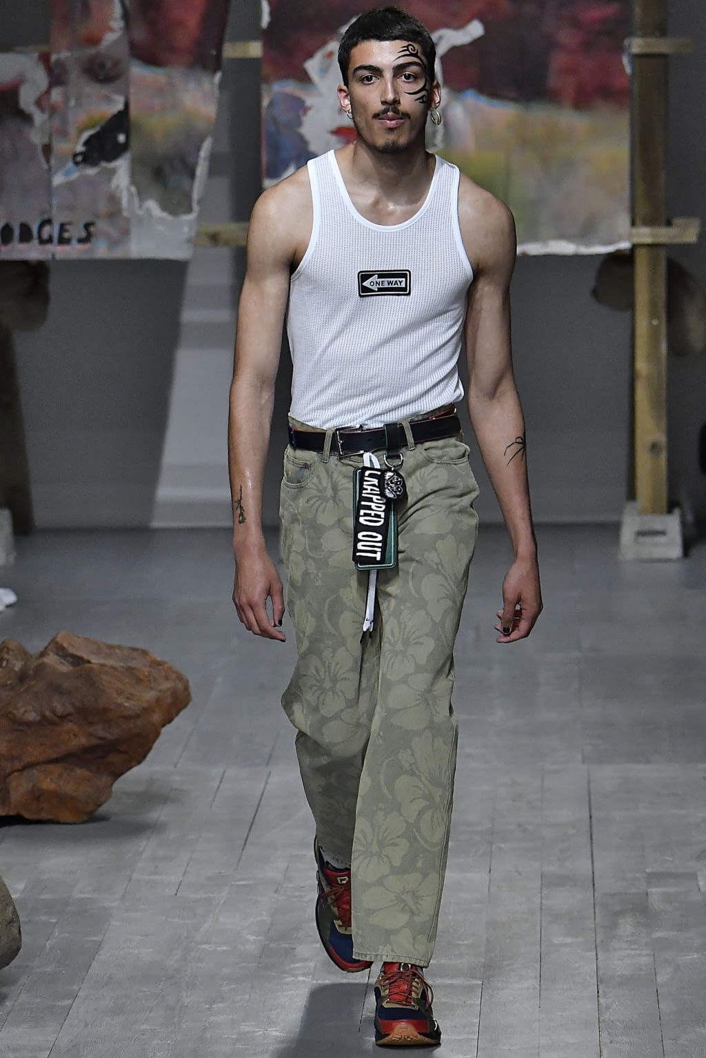 Fashion Week London Spring/Summer 2019 look 12 from the Liam Hodges collection 男装