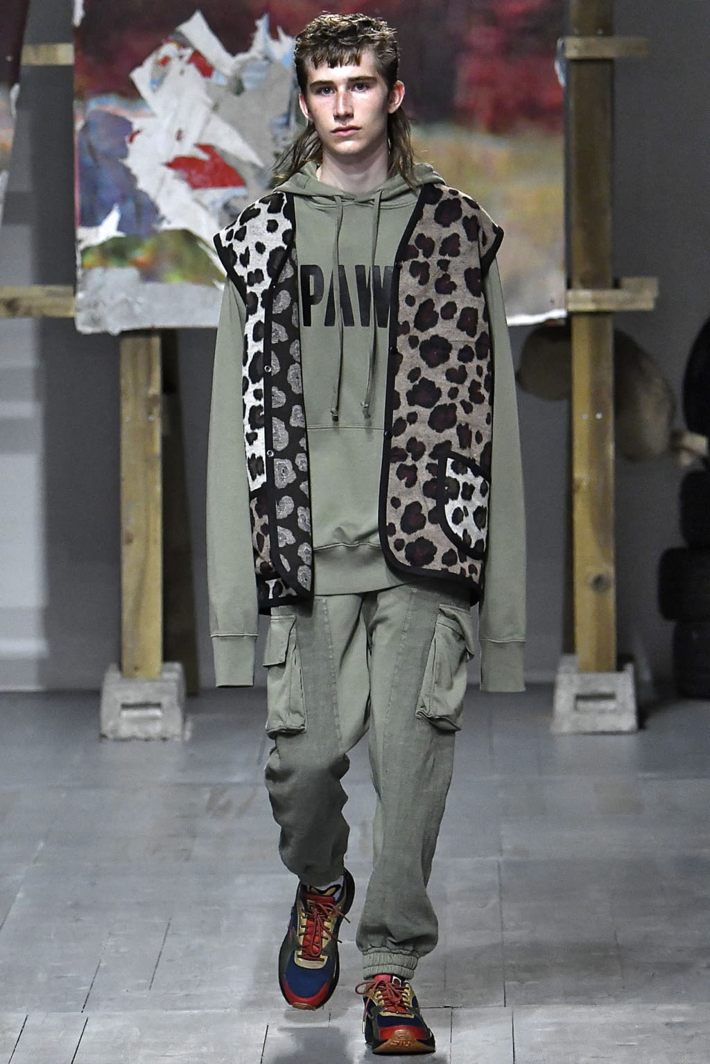 Fashion Week London Spring/Summer 2019 look 14 from the Liam Hodges collection menswear