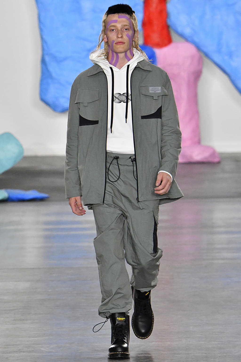 Fashion Week London Spring/Summer 2020 look 4 from the Liam Hodges collection 男装
