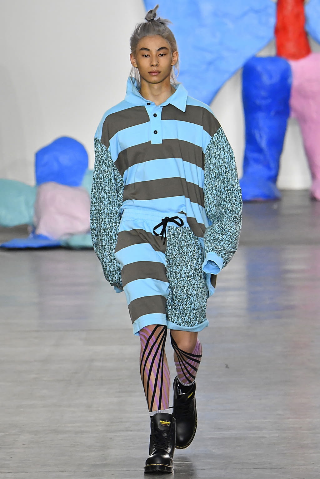 Fashion Week London Spring/Summer 2020 look 22 from the Liam Hodges collection 男装