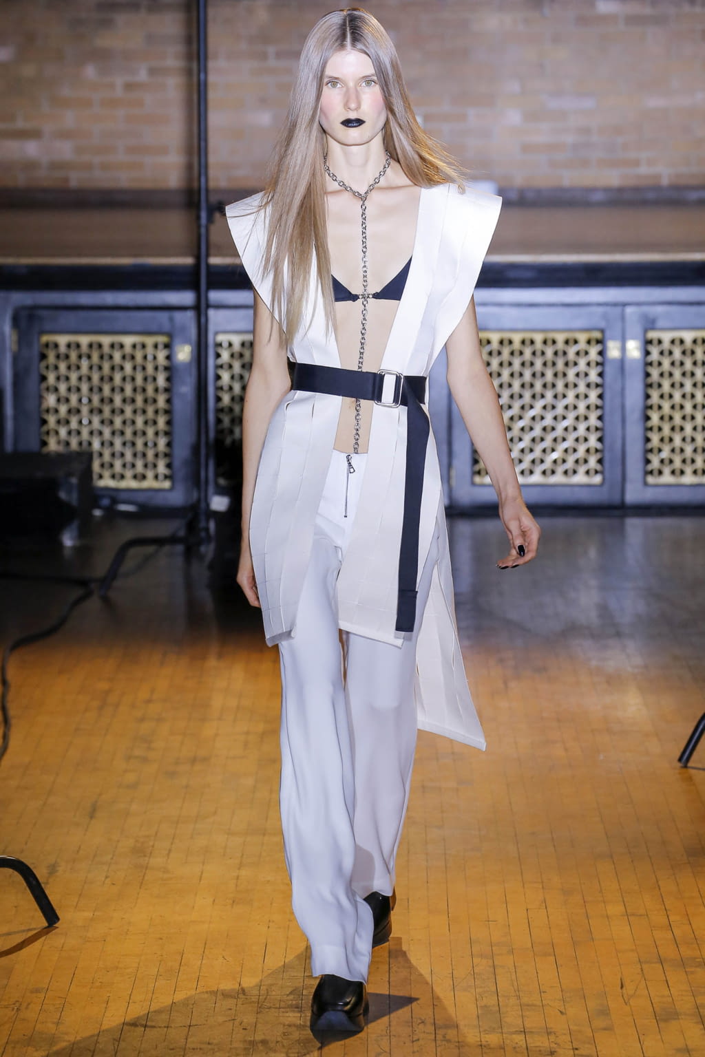 Fashion Week New York Spring/Summer 2018 look 12 from the Linder collection womenswear