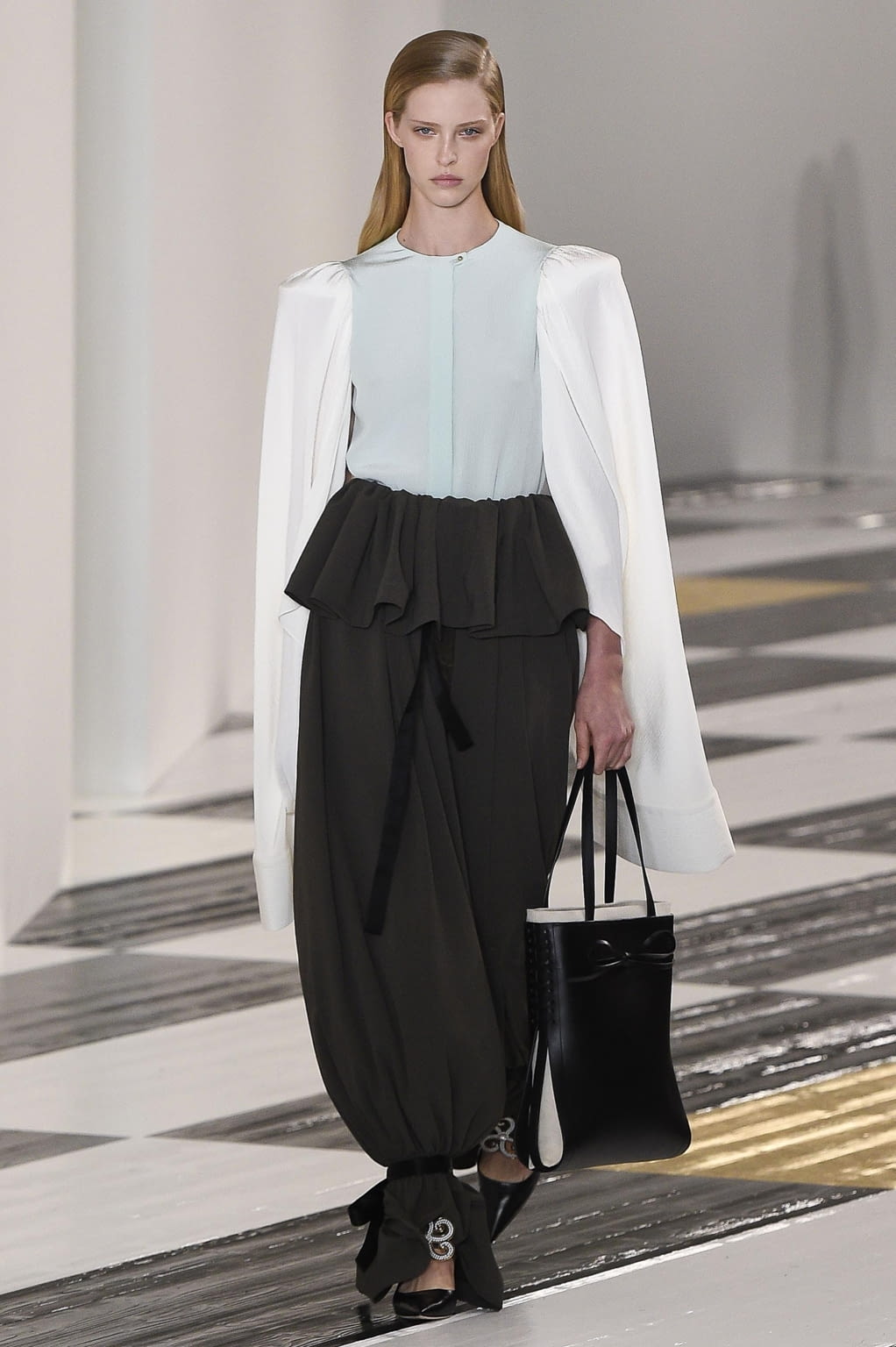 Fashion Week Paris Fall/Winter 2020 look 41 de la collection Loewe womenswear