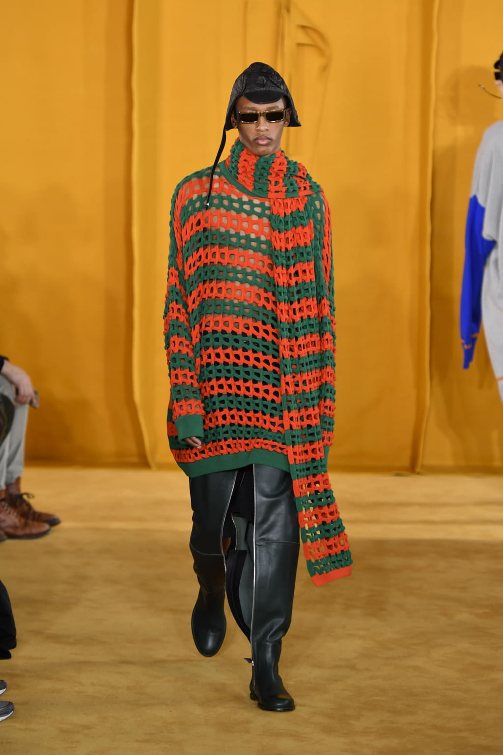 Fashion Week Paris Fall/Winter 2019 look 23 from the Loewe collection 男装