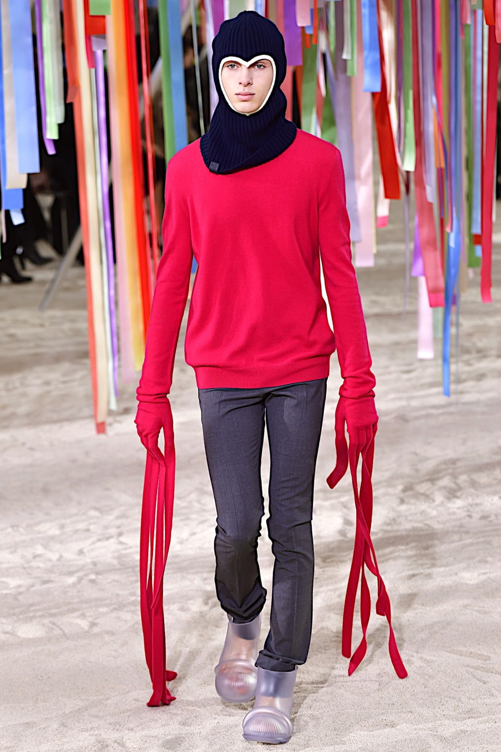 Fashion Week Paris Fall/Winter 2022 look 58 de la collection Loewe menswear