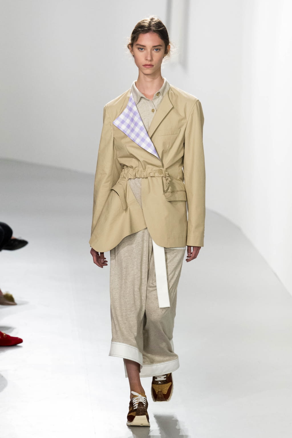 Fashion Week Paris Spring/Summer 2018 look 13 from the Loewe collection womenswear